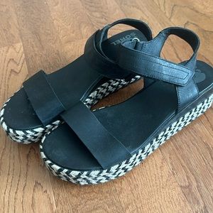 Sorel Sandals